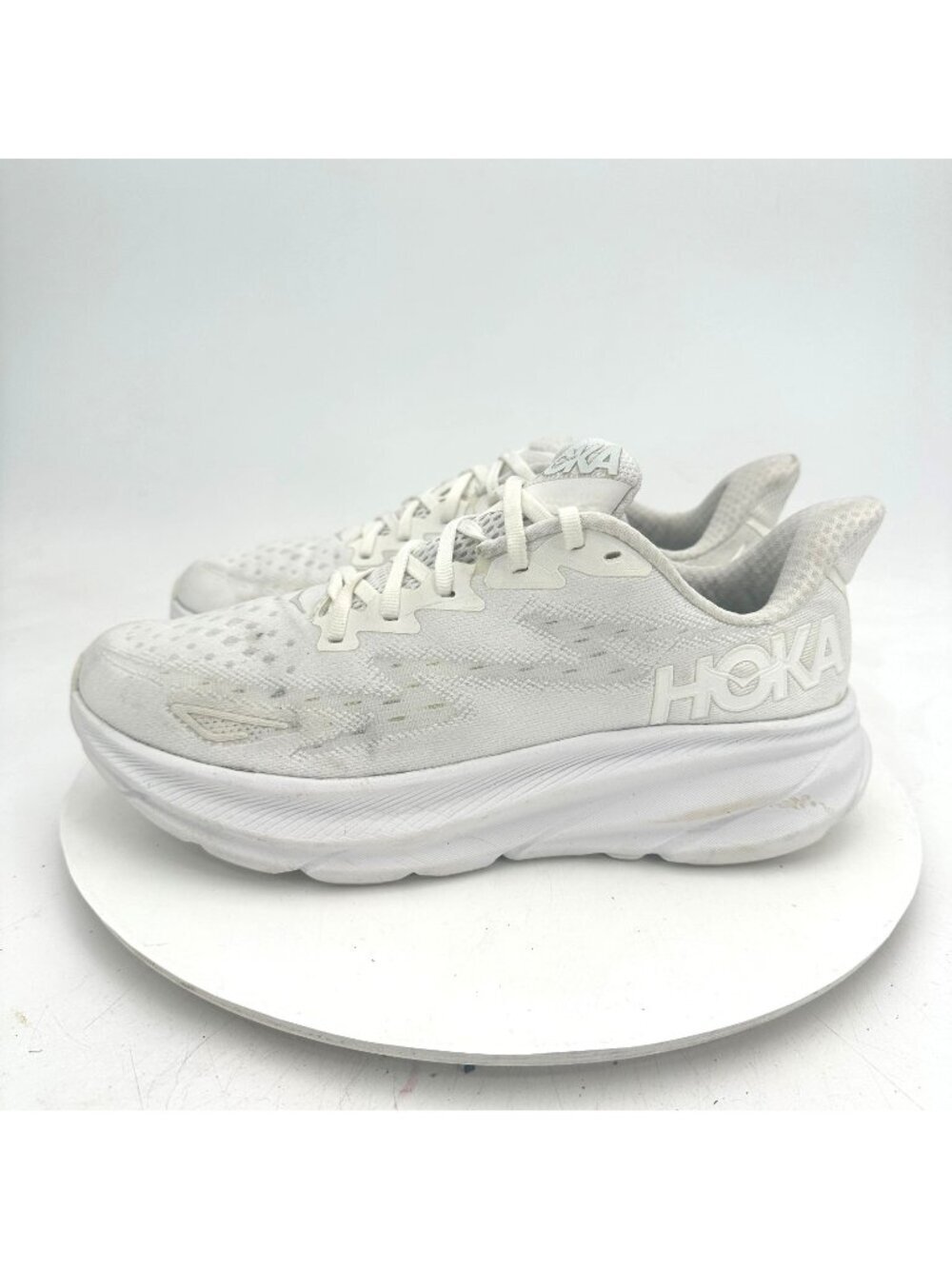 Hoka One One Clifton 9 Women Size 9B 1127896-WWH White Running Shoes